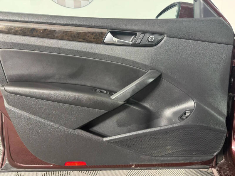 2014 Volkswagen Passat 2.0L TDI SEL Premium