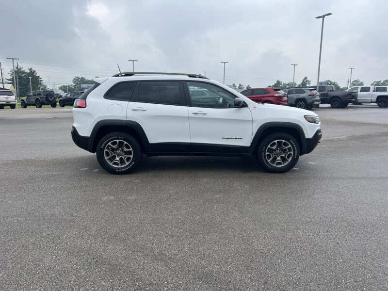 2021 Jeep Cherokee Trailhawk