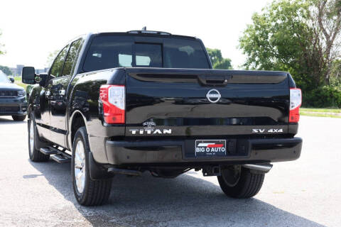2024 Nissan Titan SV