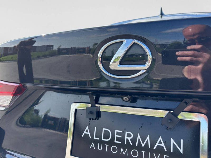 2019 Lexus IS 300