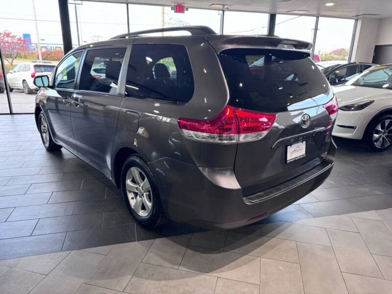2013 Toyota Sienna