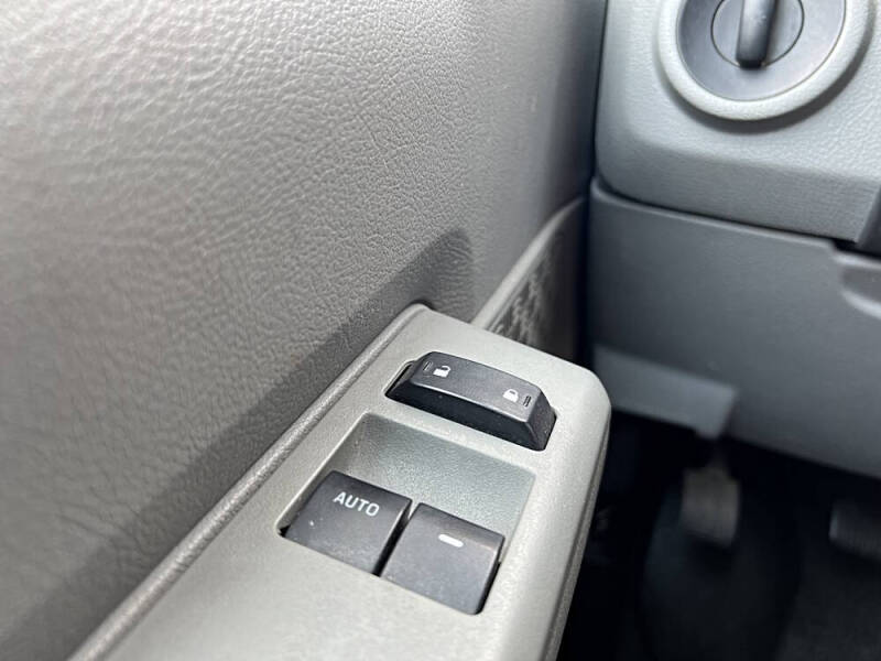 2009 Ford E-Series E-350 SD