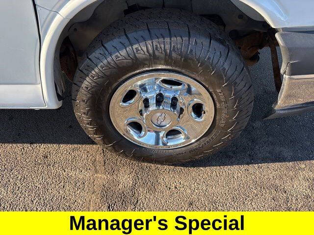 2017 Chevrolet Express LT 3500