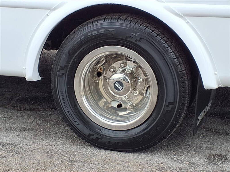 2013 Ford E-Series E-450 SD