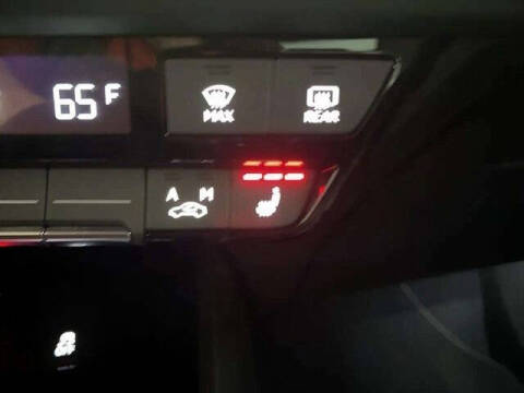 2024 Audi Q4 e-tron quattro Premium 55