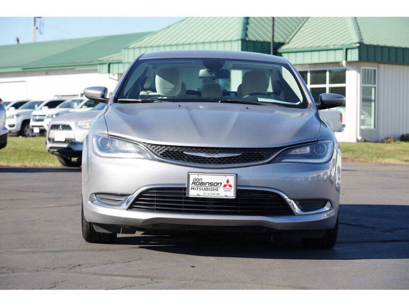2016 Chrysler 200 Limited