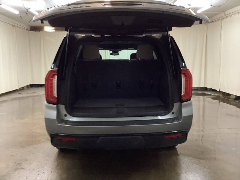 2024 GMC Yukon SLE