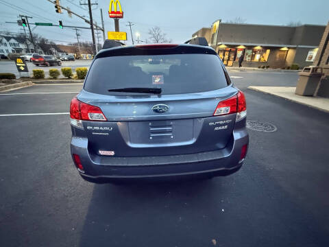 2013 Subaru Outback 2.5i Premium