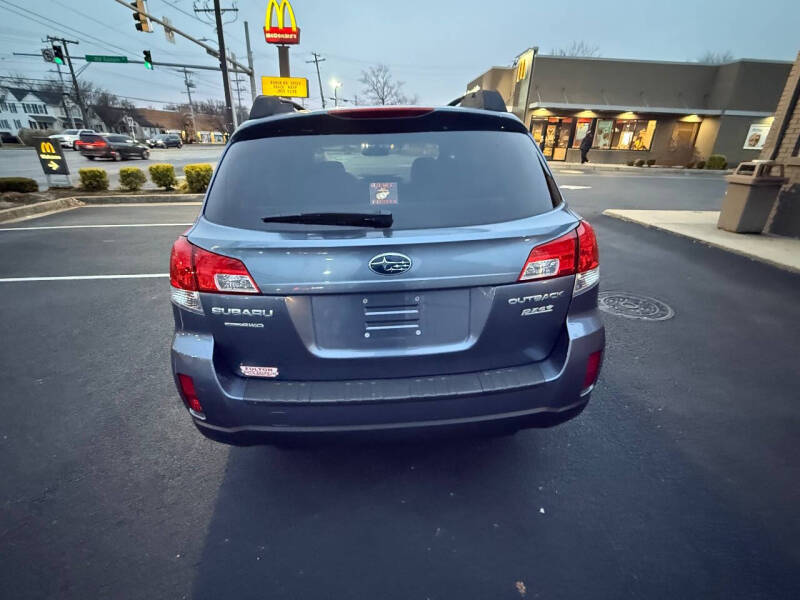 2013 Subaru Outback 2.5i Premium