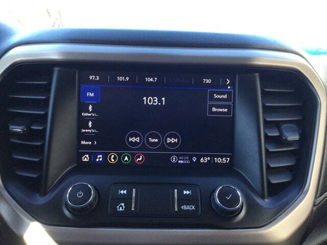 2023 GMC Acadia Denali
