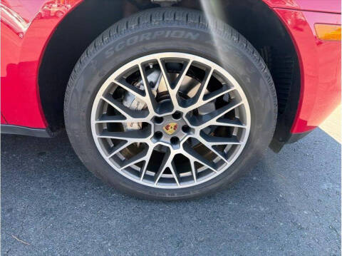 2018 Porsche Macan S