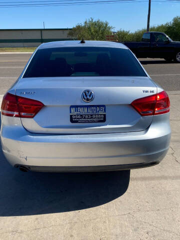 2014 Volkswagen Passat 1.8T SE