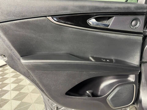 2021 Lincoln Nautilus Reserve