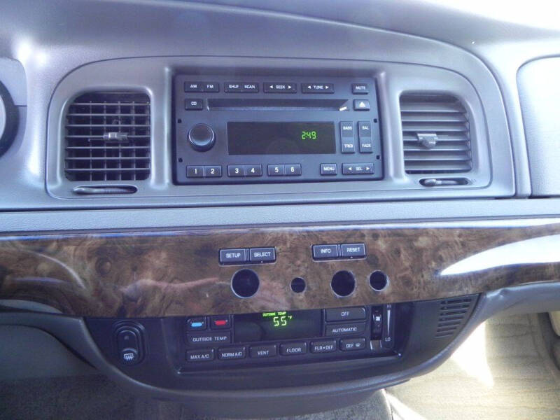 2011 Mercury Grand Marquis