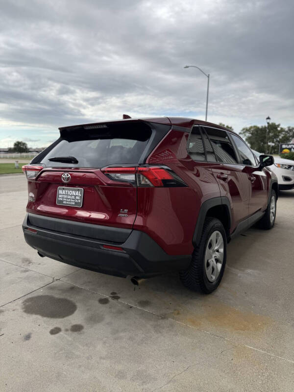 2022 Toyota RAV4 LE