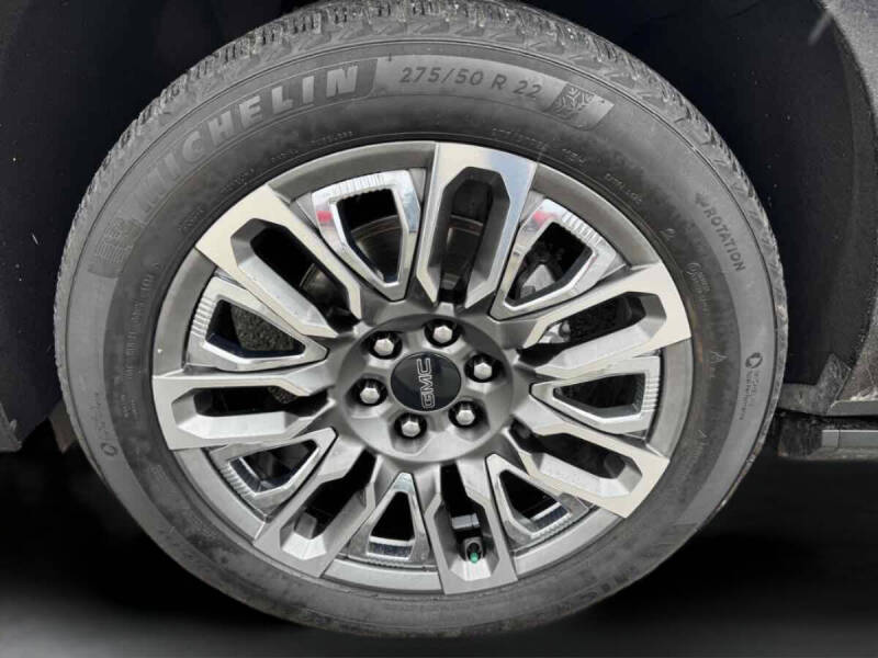 2023 GMC Yukon Denali Ultimate