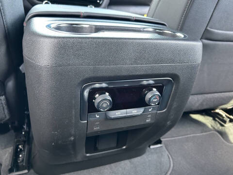 2025 Chevrolet Tahoe RST