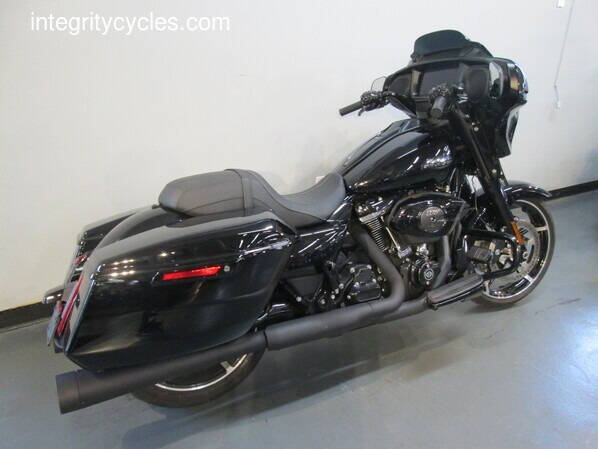 2024 Harley-Davidson Street Glide