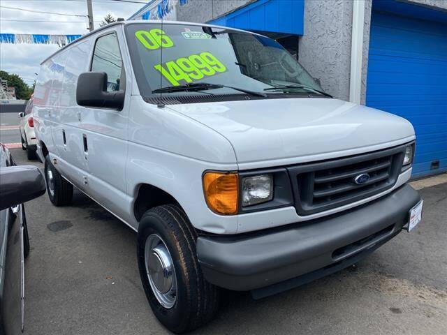 2006 Ford E-Series Cargo for sale at M & R Auto Sales INC. in North Plainfield NJ