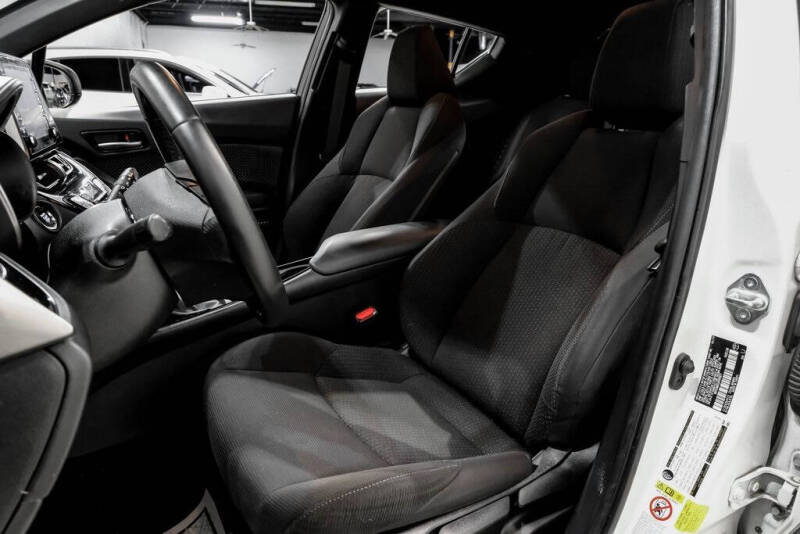 2019 Toyota C-HR XLE