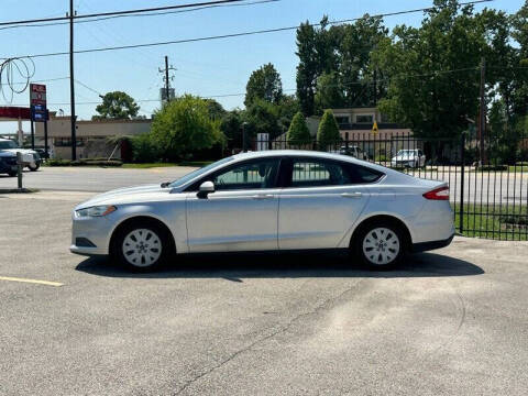 2014 Ford Fusion S