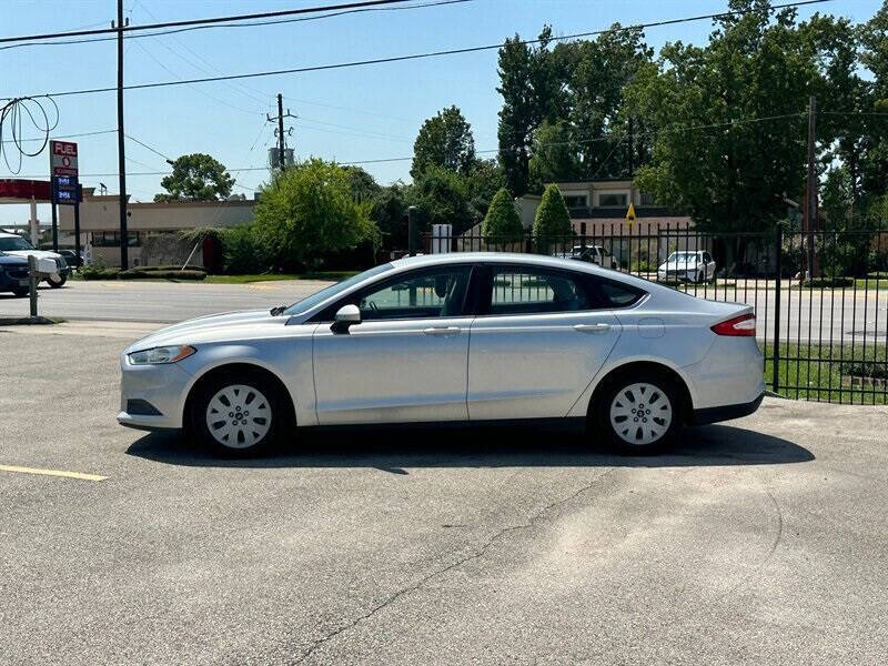 2014 Ford Fusion S
