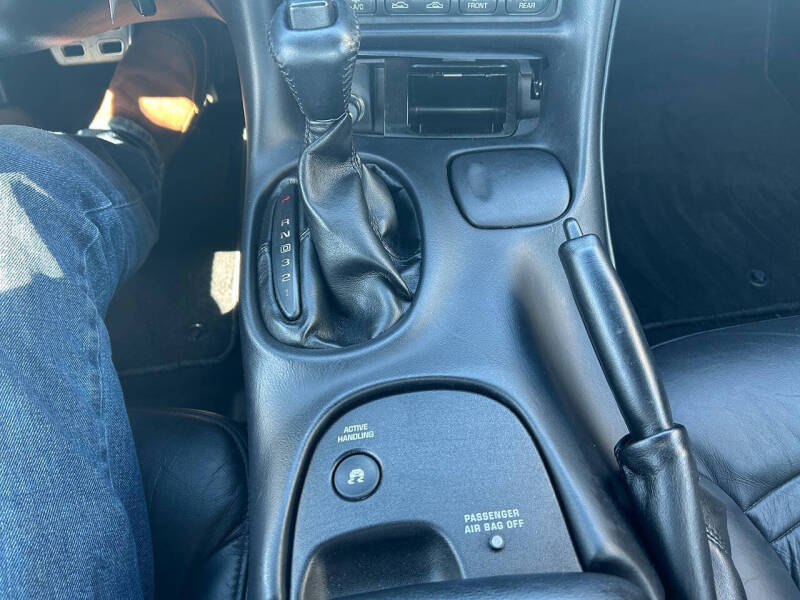 2004 Chevrolet Corvette