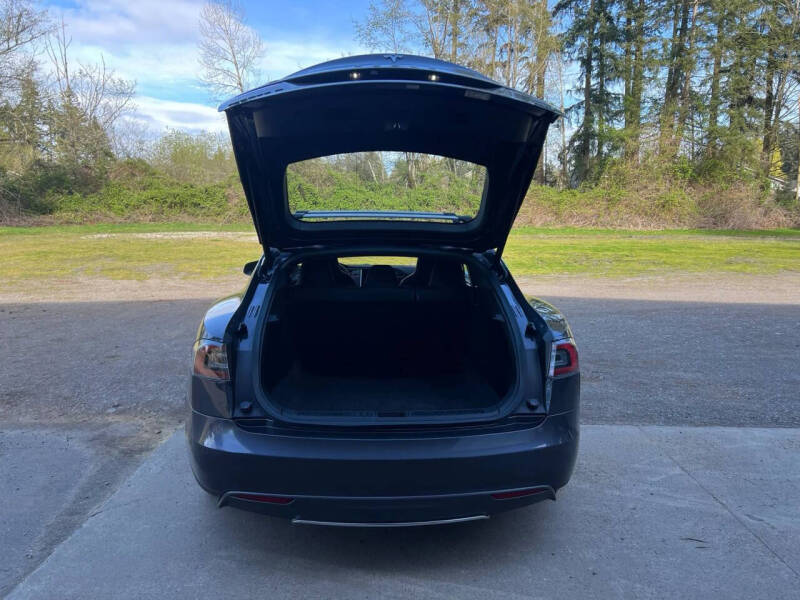 2015 Tesla Model S