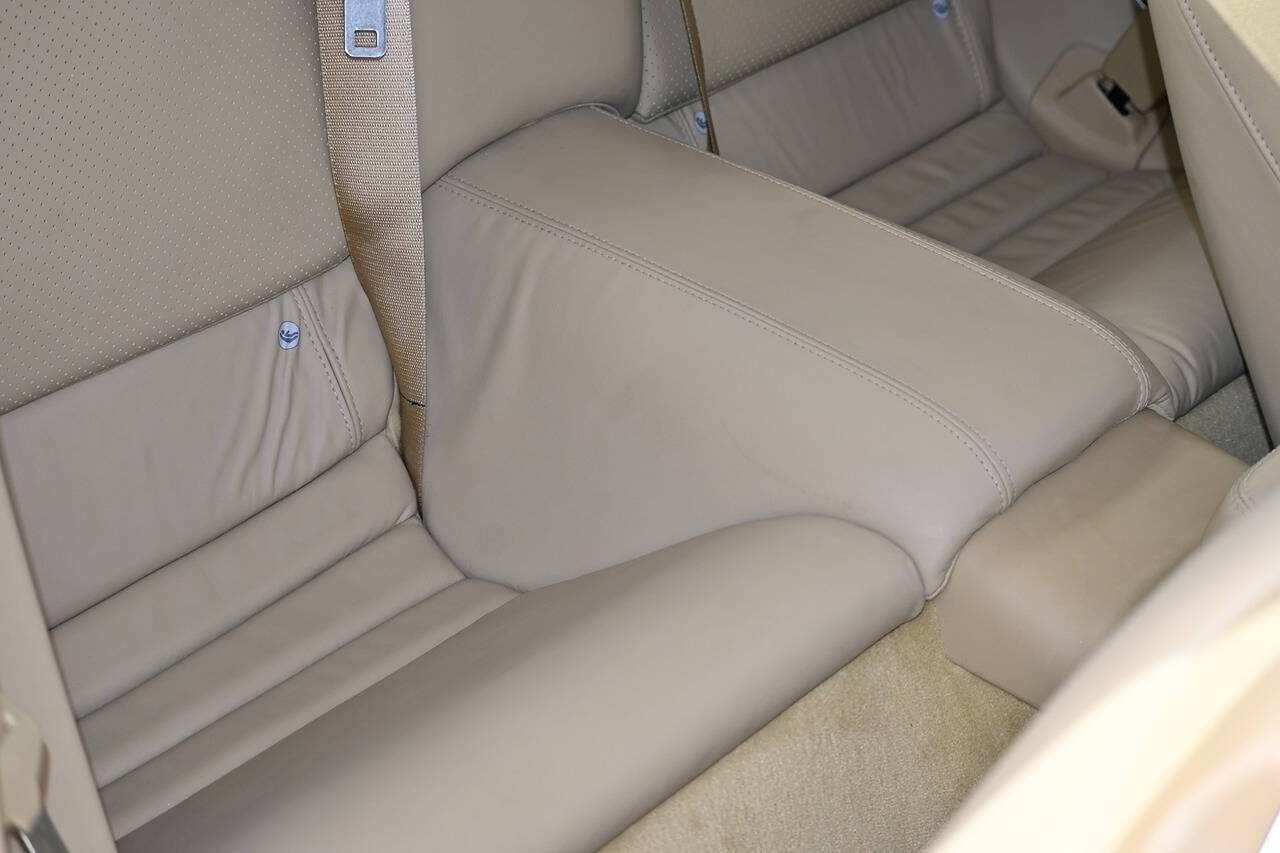 2007 Jaguar XK-Series 26