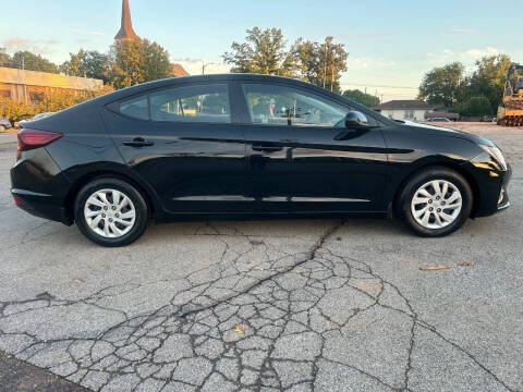 2020 Hyundai Elantra SE