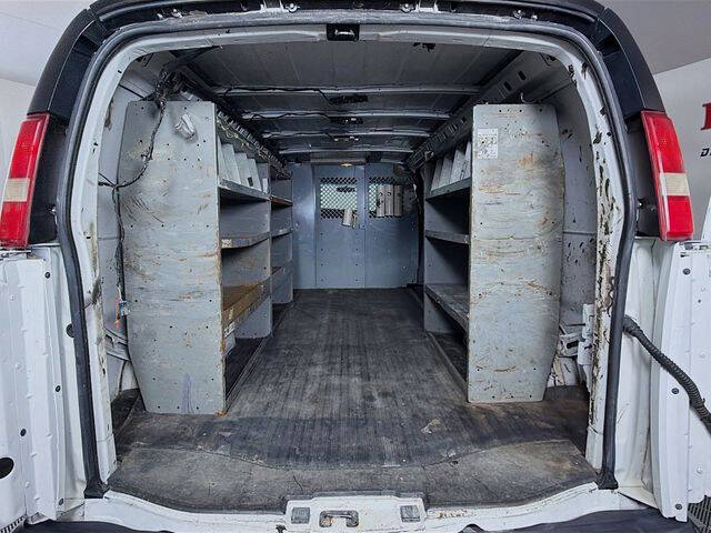 2017 GMC Savana 2500