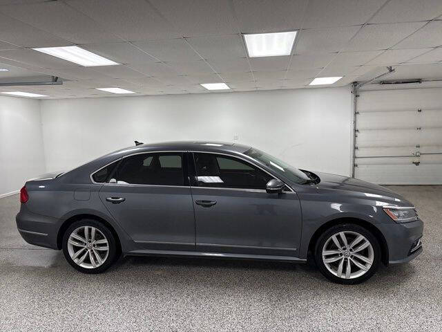 2016 Volkswagen Passat 1.8T SEL Premium