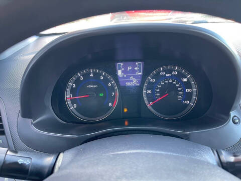 2016 Hyundai Accent SE
