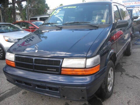 1995 Dodge Caravan for sale at JERRY'S AUTO SALES in Staten Island NY