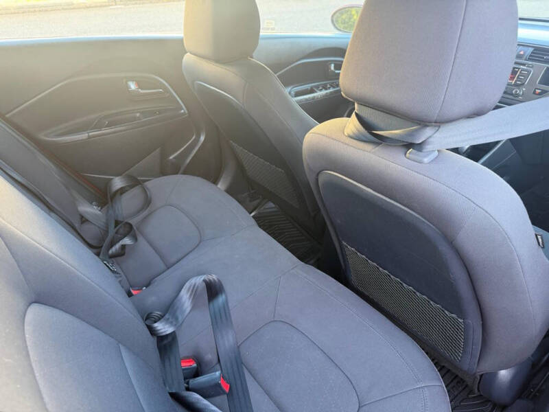2015 Kia Rio EX