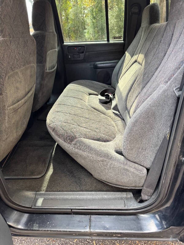 2002 Chevrolet S-10 LS