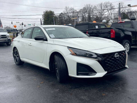 2023 Nissan Altima for sale at Ole Ben Franklin Motors KNOXVILLE - Clinton Highway in Knoxville TN