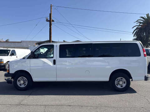 2017 Chevrolet Express LT 3500