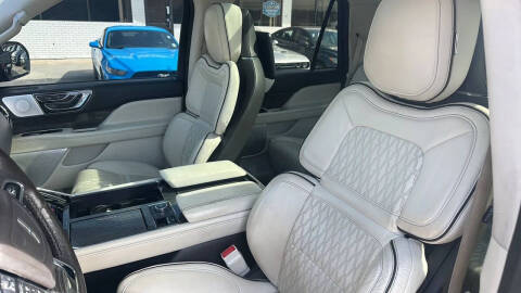 2018 Lincoln Navigator L Black Label