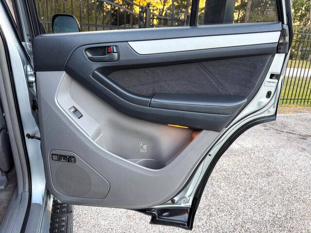 2004 Toyota 4Runner SR5