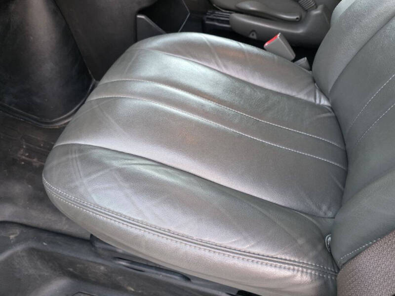 2022 Chevrolet Express 2500