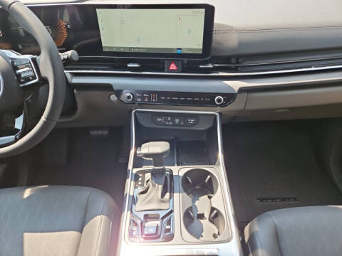 2025 Kia Carnival EX