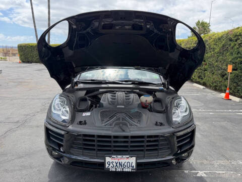 2016 Porsche Macan S