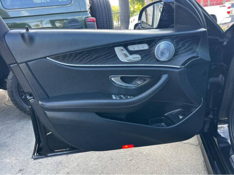 2019 Mercedes-Benz E-Class E 300