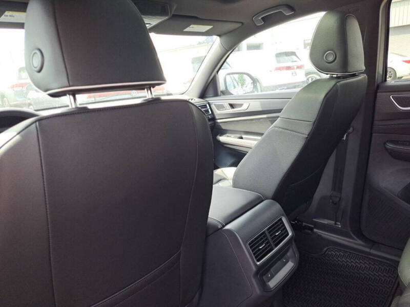 2026 Volkswagen Atlas Cross Sport SEL Premium R-Line 4Motion