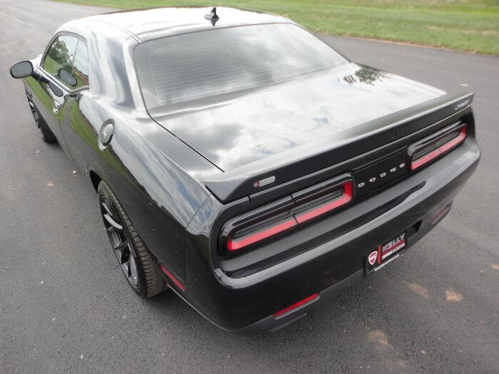 2015 Dodge Challenger SRT Hellcat