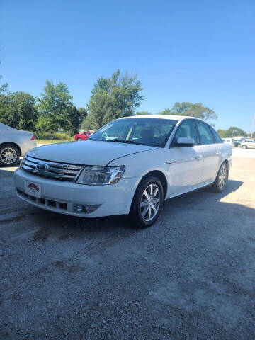 2008 Ford Taurus for sale at WESTSIDE GARAGE LLC in Keokuk IA