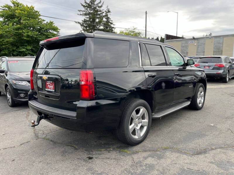 2015 Chevrolet Tahoe LT photo 4