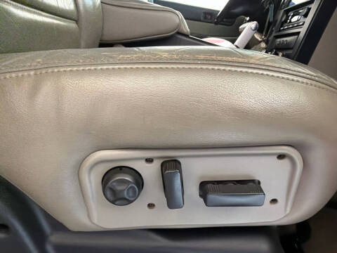 2004 HUMMER H2