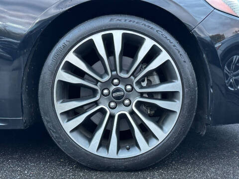 2018 Lincoln Continental Select